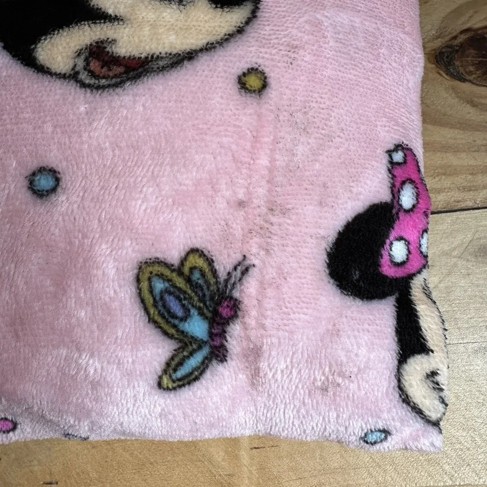 Disney Blanket Throw and Pillow Set Minnie Mouse Pink Butterflies 40 X 49